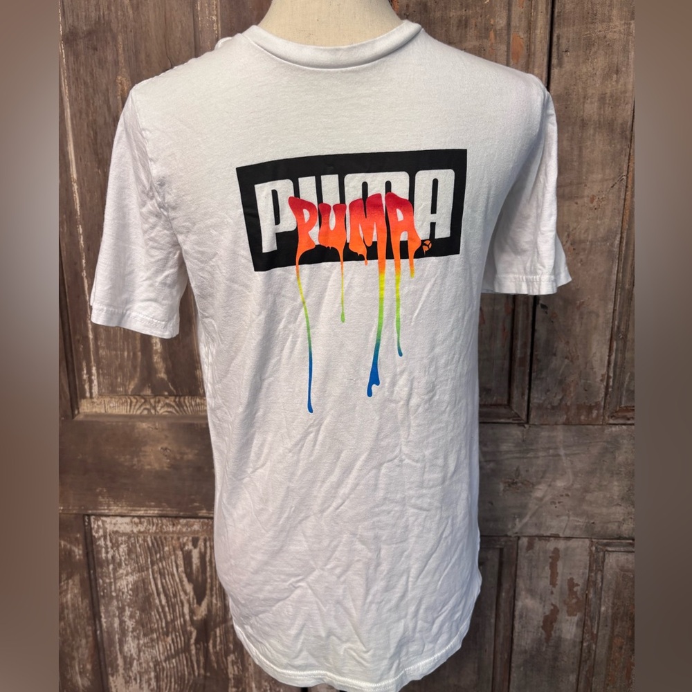 ⭕️PUMA White Tee with Colorful Drip Logo